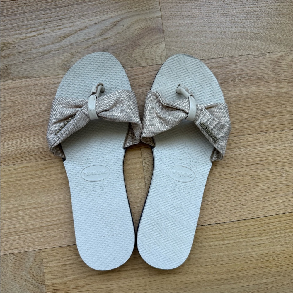 Havaianas Cream Slide Sandals with Bow Detail